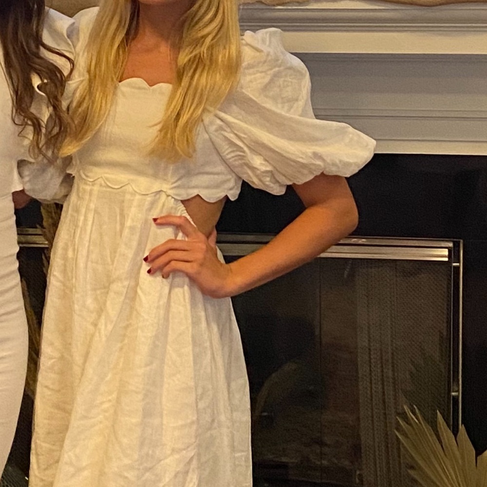 Long White Puffy Sleeve Dress